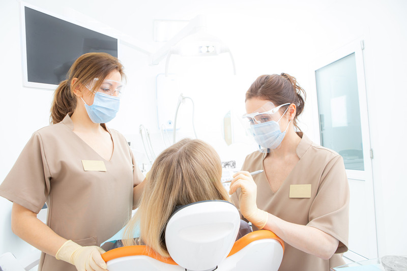 How To An Orthodontist Assistant Uk All